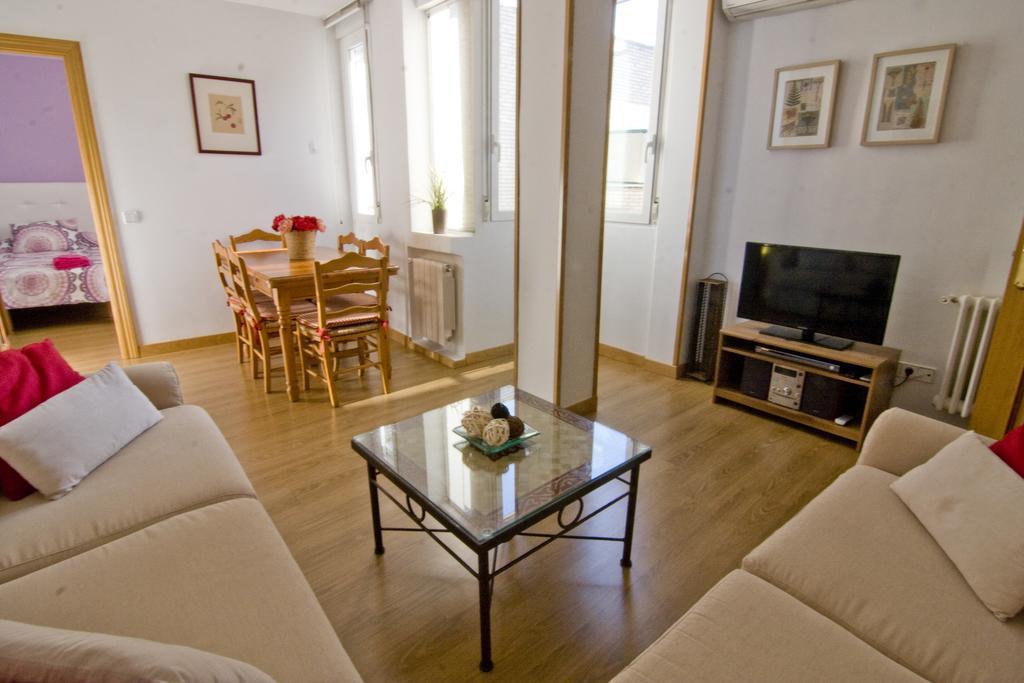Ferienwohnung Atico Latina Madrid Exterior foto