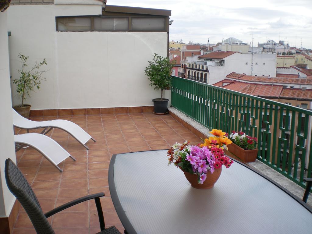 Ferienwohnung Atico Latina Madrid Exterior foto